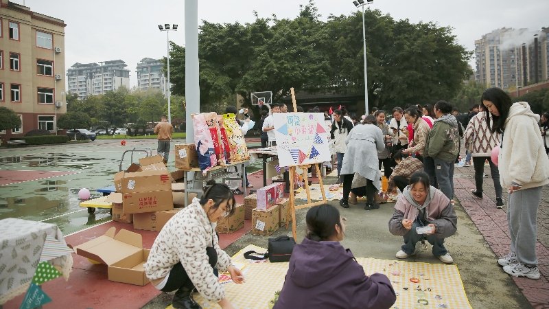 文化周|共享闲置，“集市”行乐，KY.COM开展爱心集市公益活动